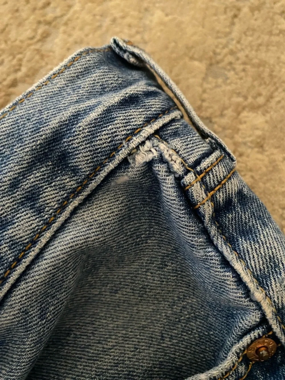Levi’s Vintage 501s Classic Faded Blue Straight-Leg Jeans Button Fly: W31/L30